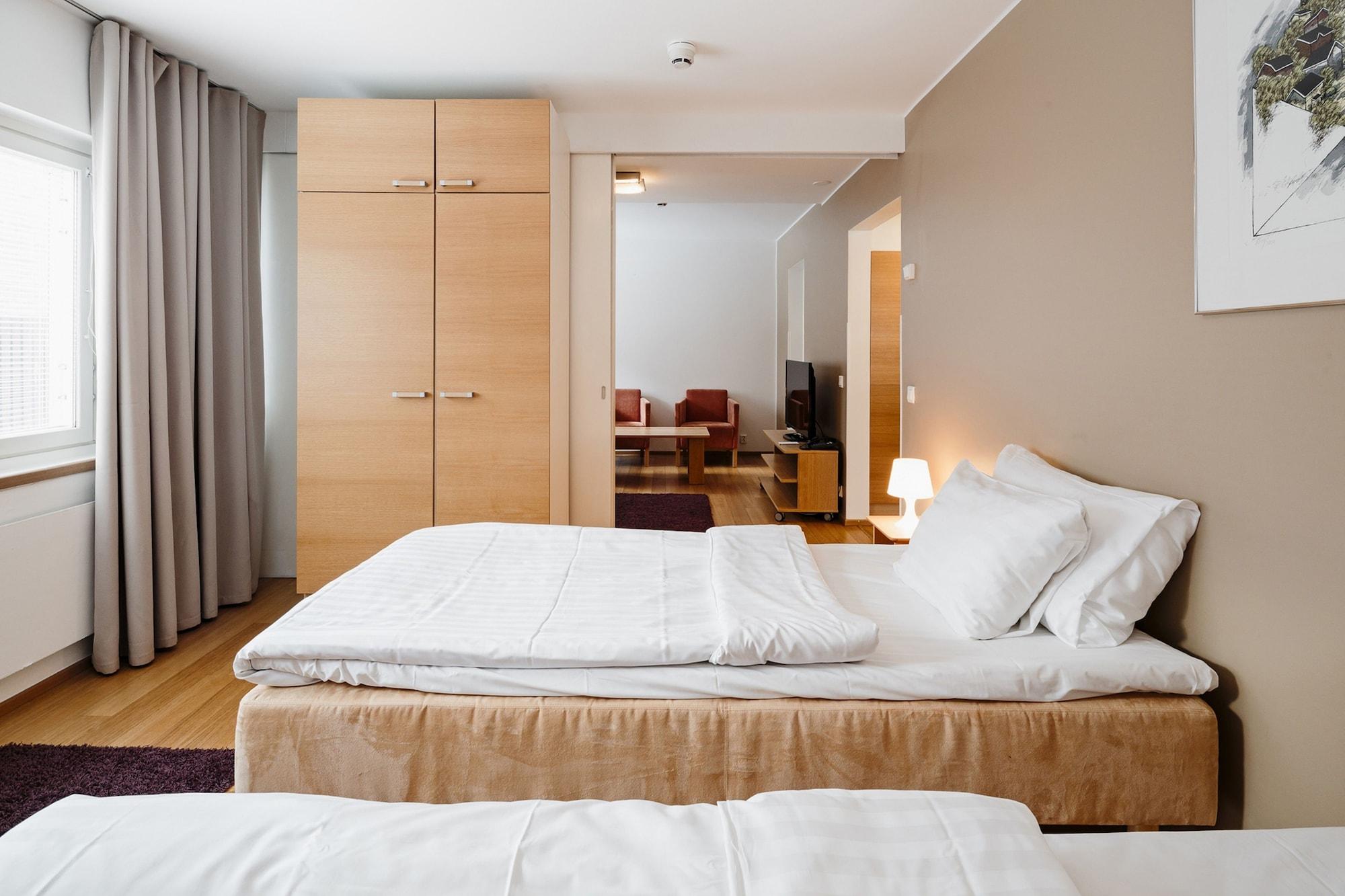 Rantapuisto 4* Helsinki
